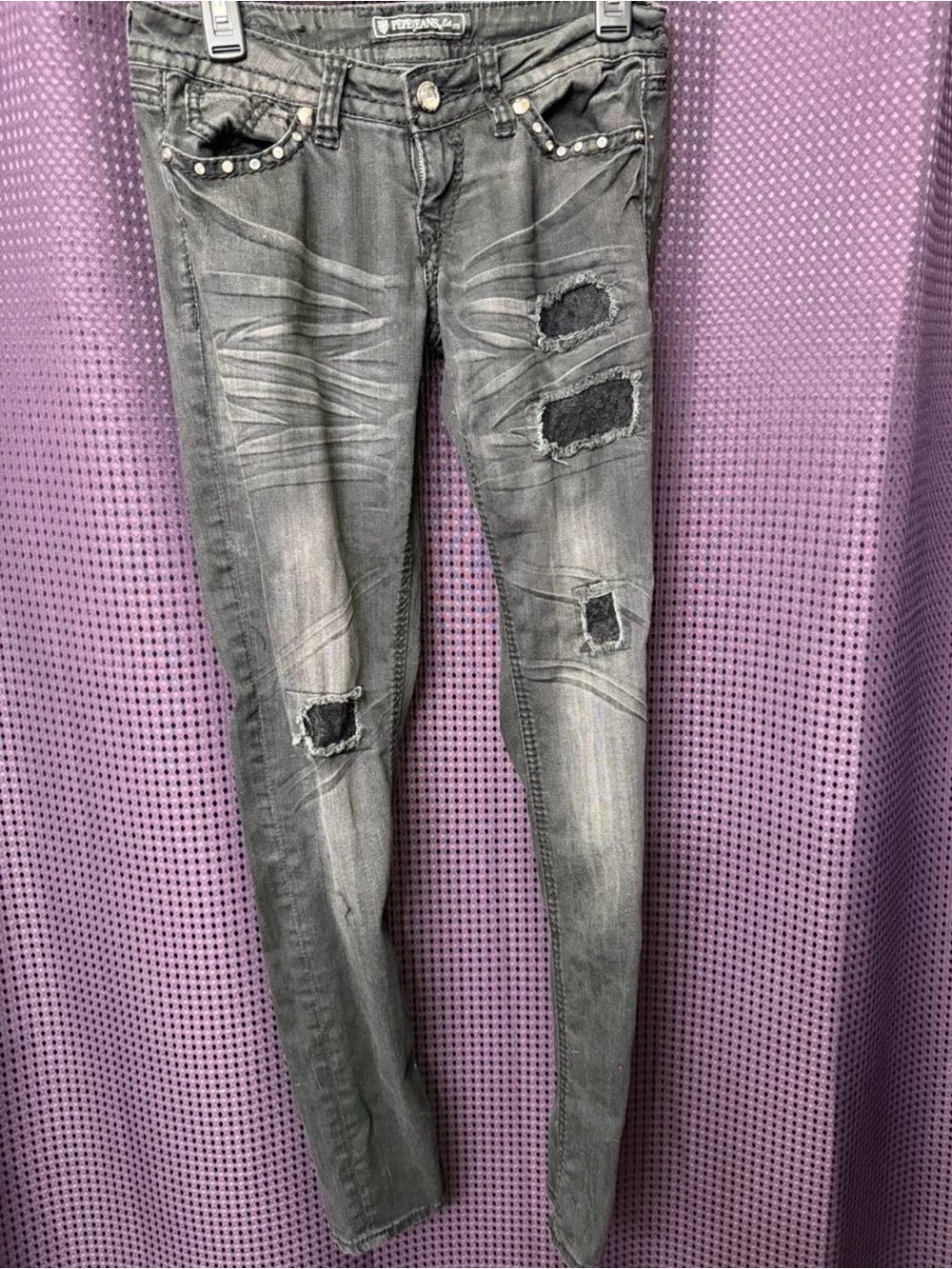 Women distressed black skinny jean with lace